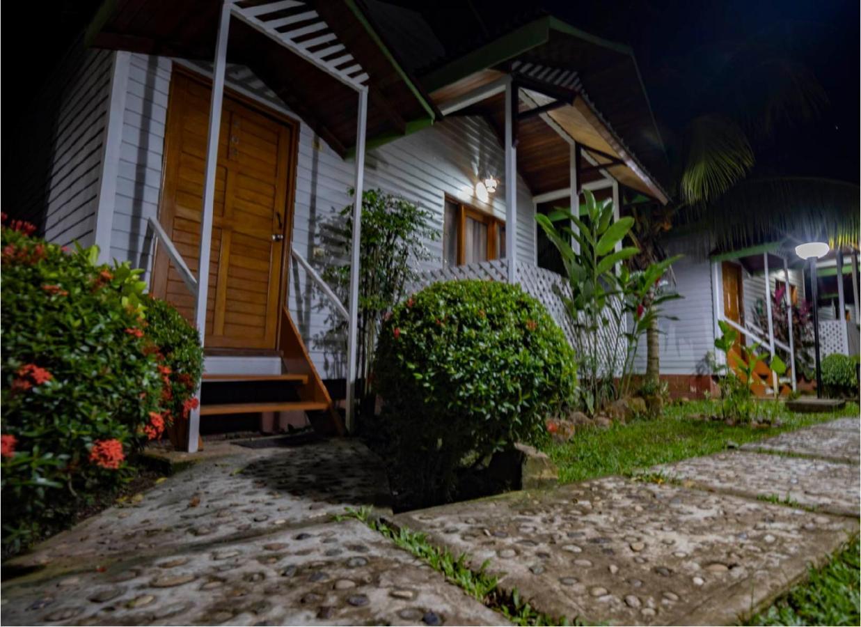Los Gavilanes Hotel 普卡尔帕 外观 照片